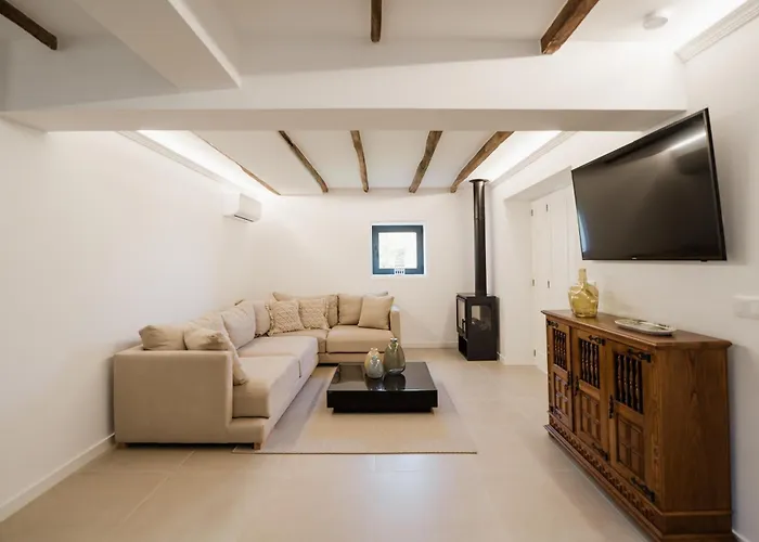 Belo Douro - Private Pool - Douro Valley - By Rowdhouses Pacos de Gaiolo